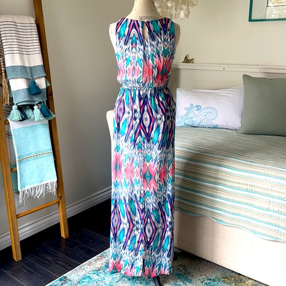 4/$20 Pretty boho sundress with spring colors and crocheted neckline size S - Picture 3 of 6